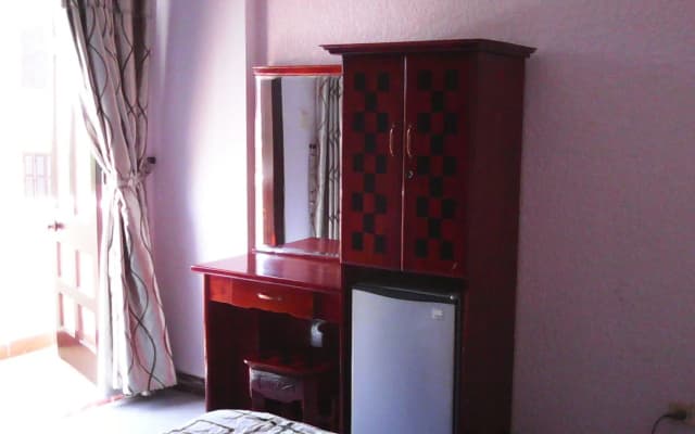 Stargazer Hotel - photo 4