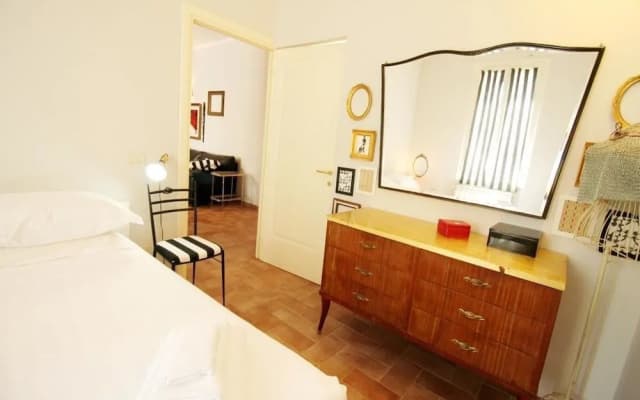 Groovy and Super-connected Apartment - photo 2