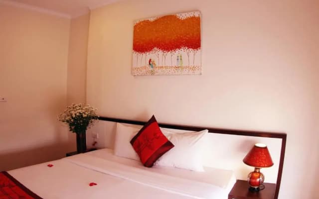 Rising Dragon Estate Hotel - photo 3