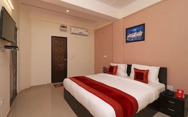 OYO 10032 Dwarka - photo 2