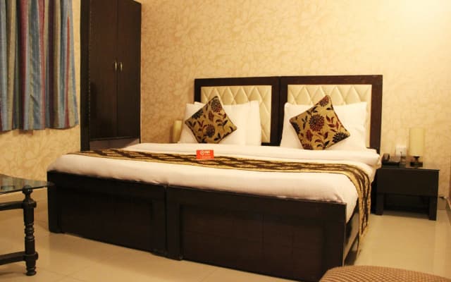 OYO Flagship 2407 Hotel Gera's M1 - photo 4