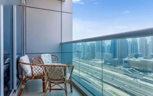 JLT Cluster P Modern 1 BR Apt - photo 5