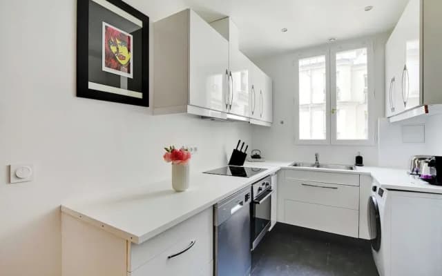 Eclectic Apartment - 1br/4p - Arc de Triomphe - photo 4
