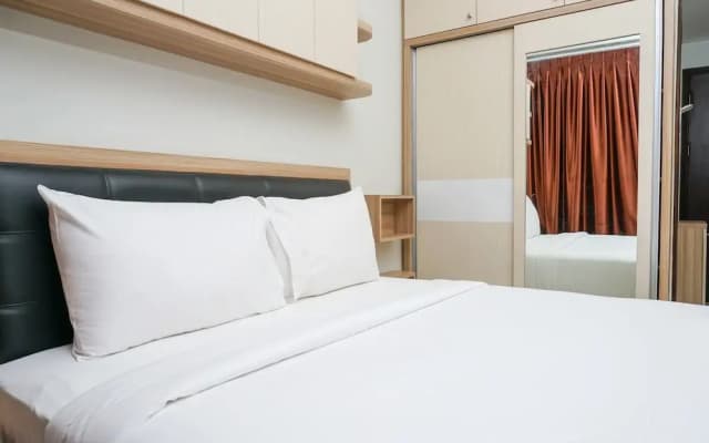 Modern Studio Room Puri Mansion Apartment - photo 3