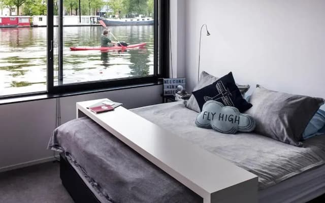Houseboat Amsterdam - Room with a view - photo 3