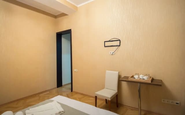 Hotel 9 rooms - photo 4