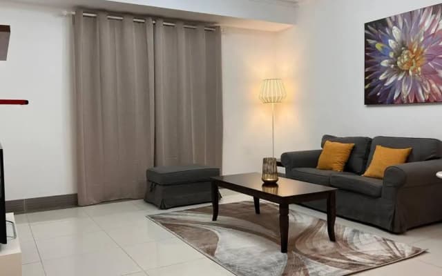 ONE Comfortable 2BR Apartment near Airport - photo 5