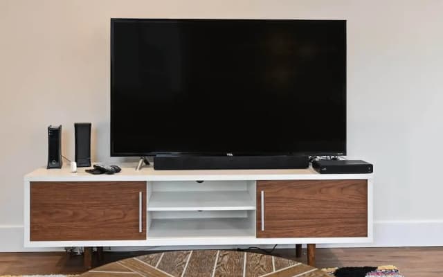 Newly Remodeled 3 BDR House Near Dodgers Stadium - photo 3