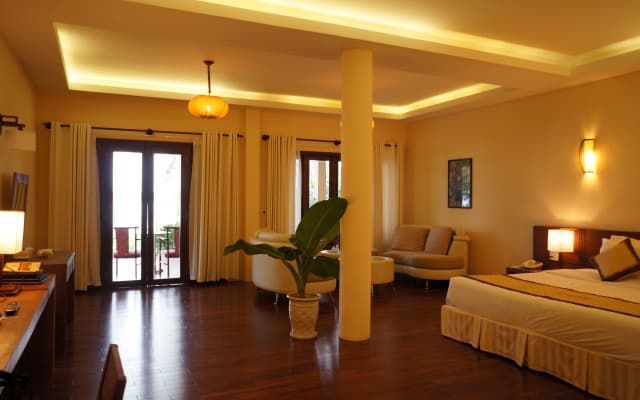 Vinh Hung Riverside Resort & Spa - photo 3