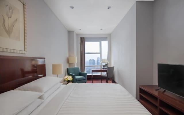 The Mayflower, Jakarta - Marriott Executive Apt - photo 2