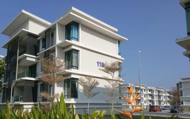 The Meadow Park Premium Furnished @ Kampar, Perak - photo 2