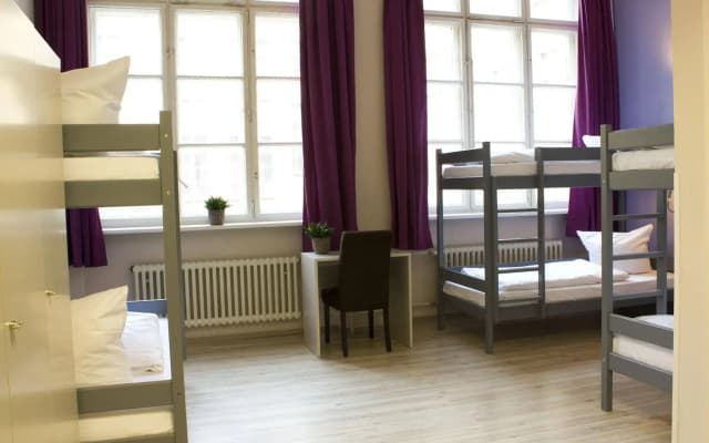 PLUS BERLIN Hotel & Hostel - photo 5