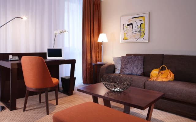 The Hotel Fitzgerald - photo 5