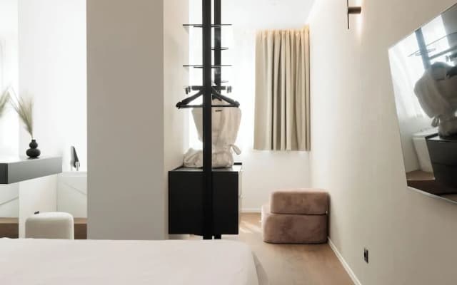 Blanco Athens Aparthotel - photo 2
