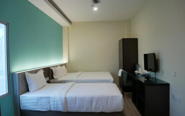 Pavilion Hotel Kuantan @ City Centre - photo 5
