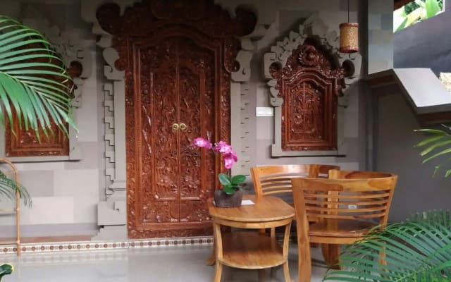 Praety Home Stay - photo 2