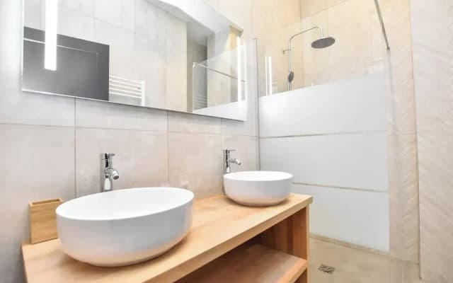 Quiet Apartment - 3br/8p - Nation - photo 5
