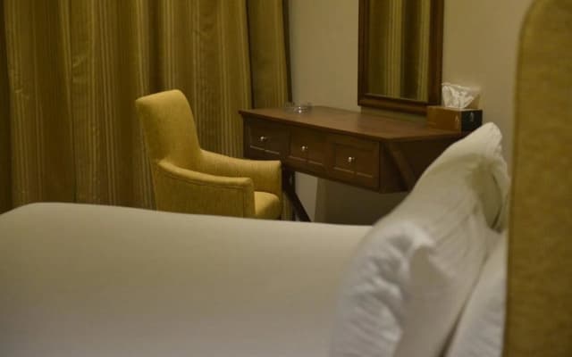 Umm Al Quwain Beach Hotel - photo 5