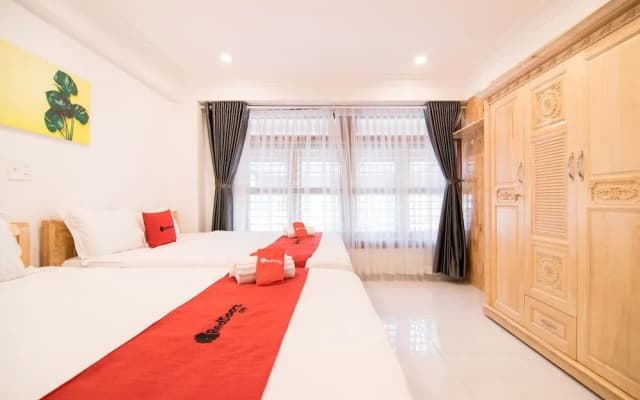 RedDoorz Plus Near Gia Dinh Park - photo 2