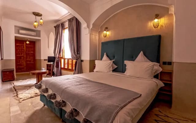 Riad Tahili - photo 2