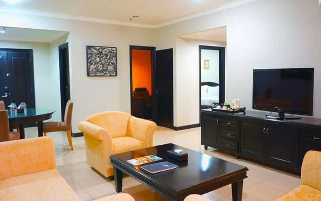 Puri Denpasar Hotel - photo 4