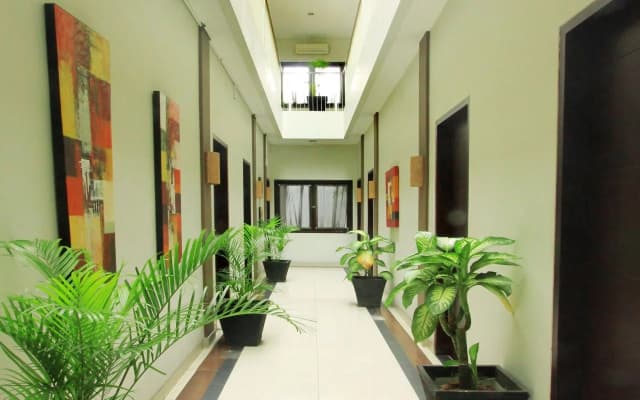 Omah Dasar Hotel - photo 2
