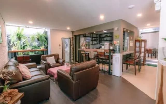 64House - photo 2