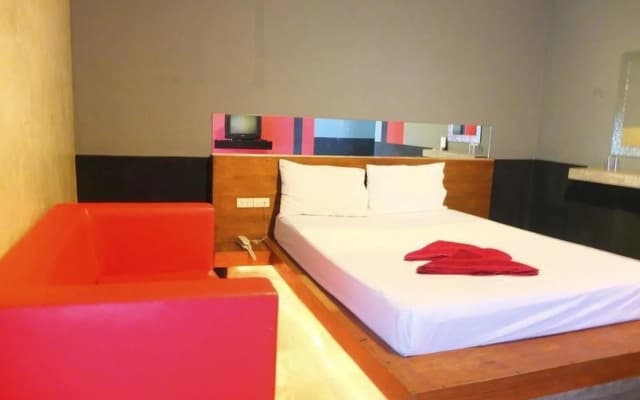 Heavenland Resort - photo 2
