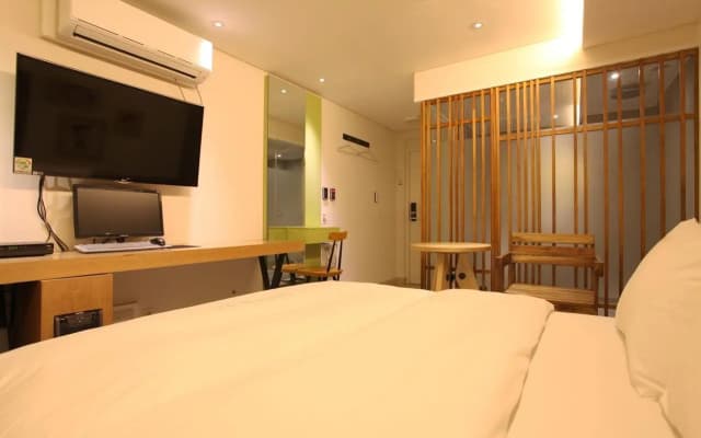 Hotel Spring 21 - photo 3