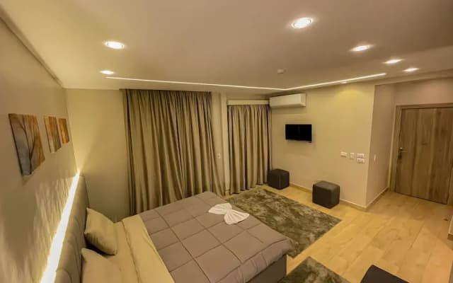 Holy Sheet Plus, Boutique Hotel - photo 4