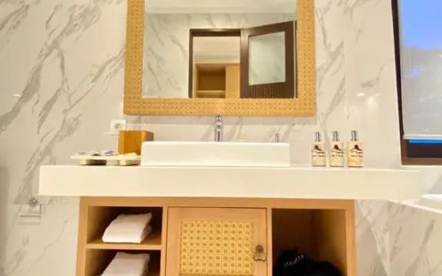 Kayangan Boutique Hotel - photo 2