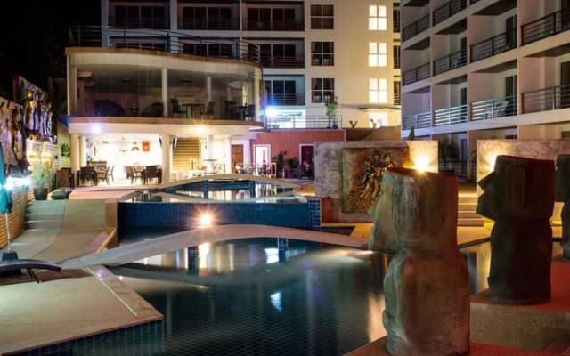 Beststayinphuket Poolview - photo 2