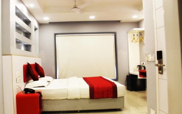 City Empire New Delhi - photo 2