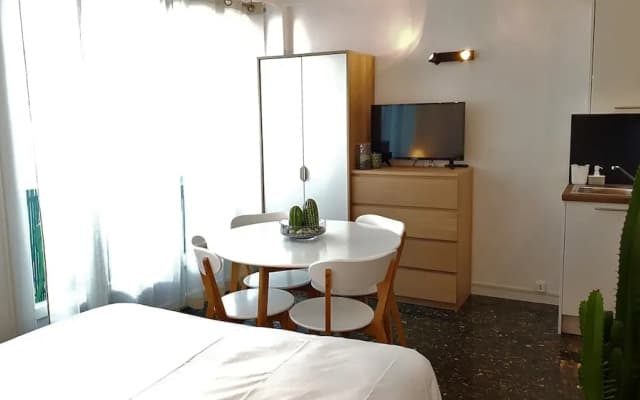 Nice Booking - L'Emeraude Balcon Vue Mer - photo 3