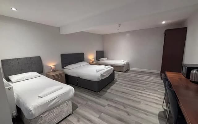 Park View Rooms - photo 3
