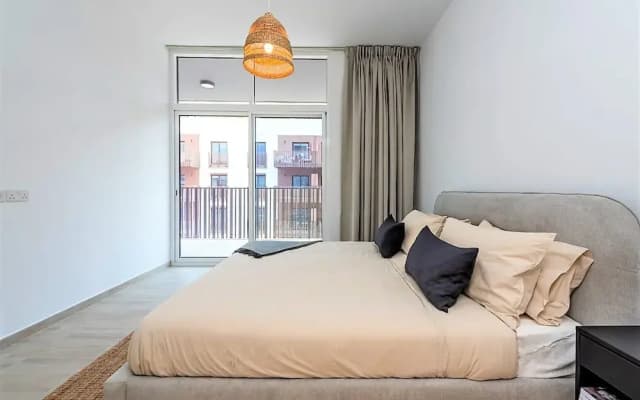 Belgravia Stunning 1 bedroom Balcony Dubai - photo 5