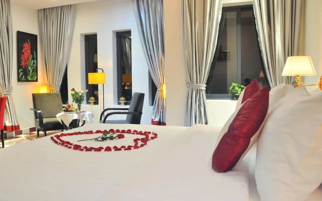 Home Boutique - photo 3