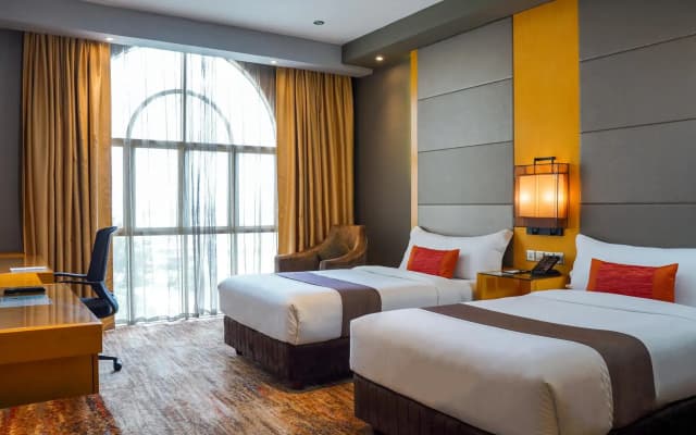The Waterfront Hotel - photo 4