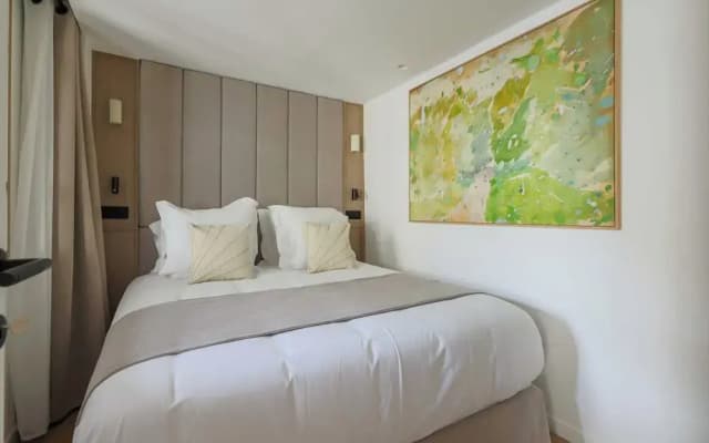 Magnificent Apartment -1br-4p- Canal Saint-martin - photo 4