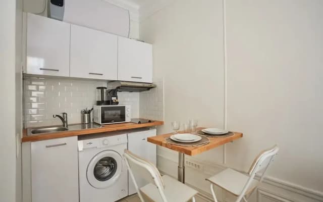 Studio Eiffel Tower/trocadero - photo 2