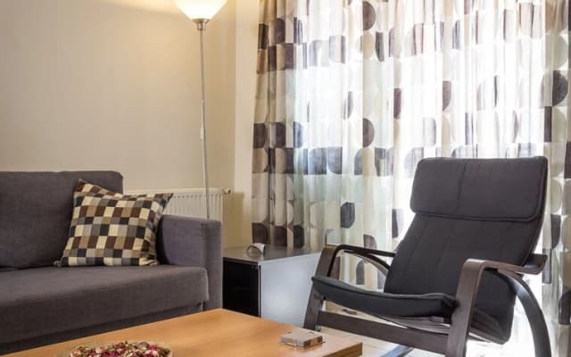 Centrally located apartment - Acropolis - photo 4