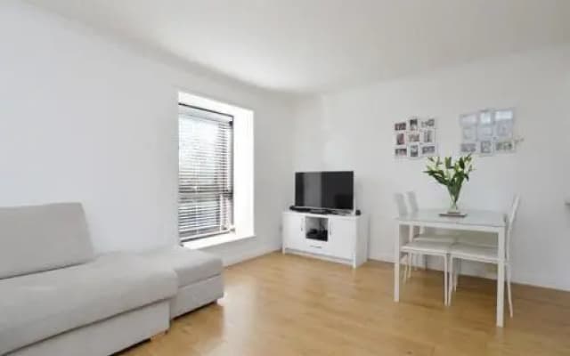Edinburgh Seaside Apartment - photo 3