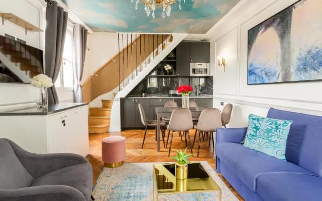 Luxury 2 Bedroom Duplex - Beautiful Monument View - photo 2