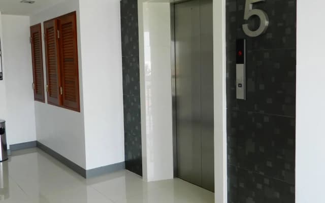 S50 Sukhumvit Hotel - photo 4