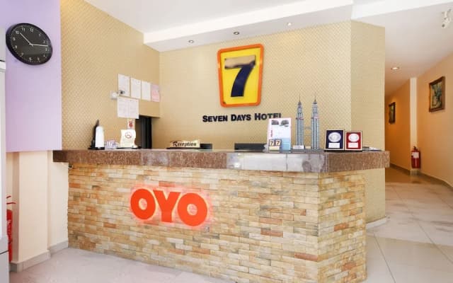 Super OYO 635 Seven Days Hotel - photo 2