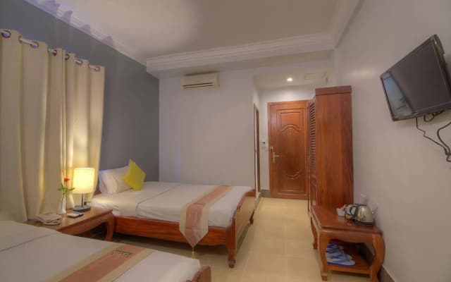 The Home Lodge - photo 5