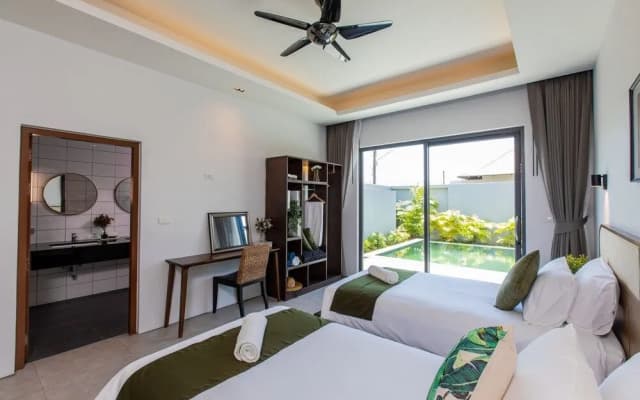 Blu Boat Luxury Pool Villas - photo 2