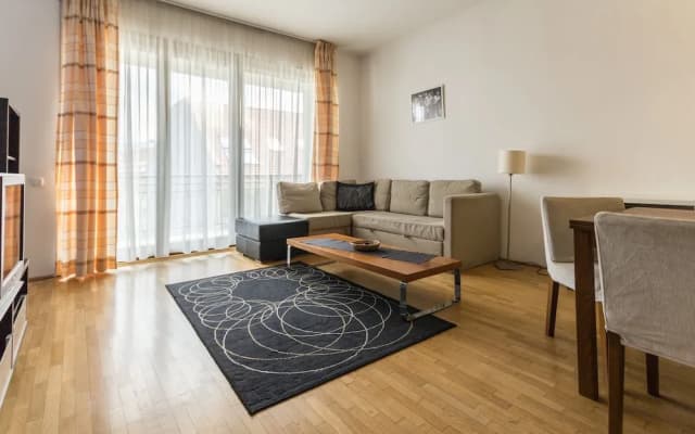 Club 99 Apartments - photo 4