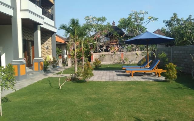 Purnama 2 Homestay - photo 4