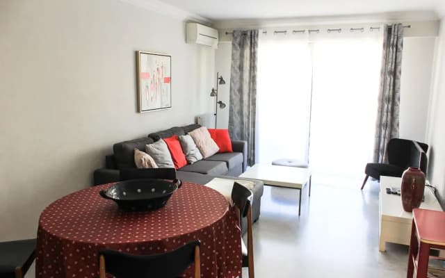 Escapade 8 - photo 5